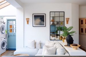 Photo 8- click for photo gallery